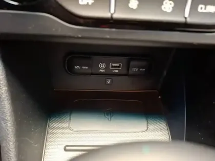 Photo 26 Kia Niro  1.6 GDi Hybride 141 ch DCT6