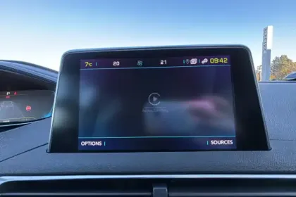 Photo 20 Peugeot 3008  Hybrid 225 e-EAT8