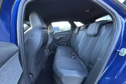 Photo 10 Peugeot 3008  Hybrid 225 e-EAT8