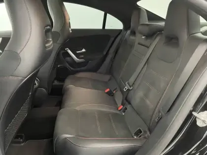 Photo 15 Mercedes CLA  Coupé 200 7G-DCT