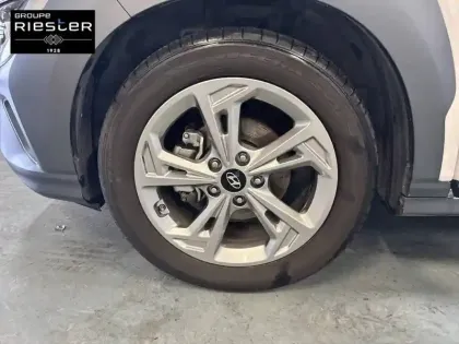 Photo 10 Hyundai Kona  1.0 T-GDi 120 Hybrid 48V