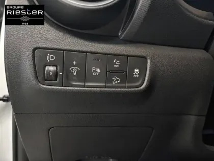 Photo 11 Hyundai Kona  1.0 T-GDi 120 Hybrid 48V