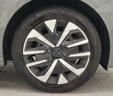 Photo 4 Peugeot 208  PureTech 75 S&S BVM5