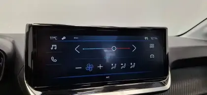 Photo 22 Peugeot 208  PureTech 75 S&S BVM5