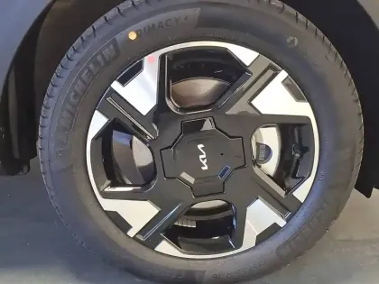 Photo 5 Kia Stonic  1.0 T-GDi 115 ch MHEV DCT7