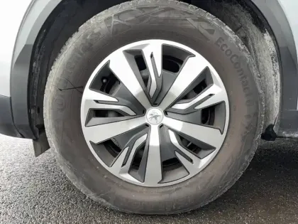 Photo 18 Peugeot 2008  PureTech 100 S&S BVM6