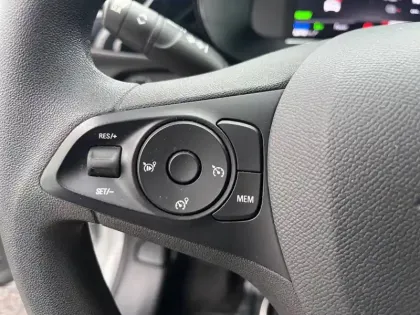 Photo 18 Opel Corsa  Electrique 136 ch & Batterie 50 kWh