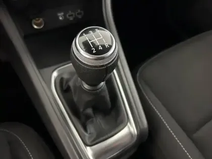 Photo 28 Renault Captur  TCe 100