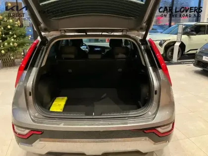 Photo 14 Kia Niro  1.6 GDi 138 ch HEV DCT6