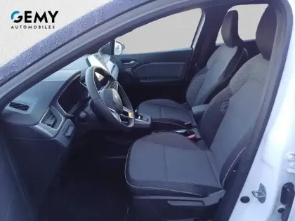Photo 25 Renault Captur  E-Tech full hybrid 160 ch