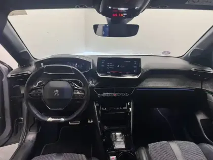 Photo 16 Peugeot 208  PureTech 130 S&S EAT8