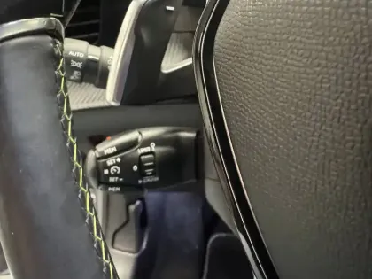 Photo 32 Peugeot 208  PureTech 130 S&S EAT8