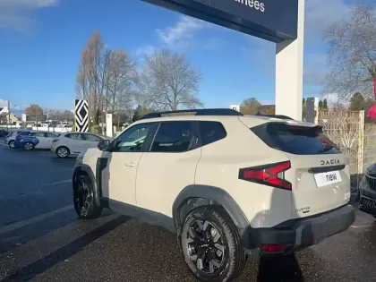 Photo 1 Dacia Duster  Hybrid 140