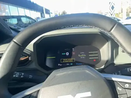 Photo 14 Dacia Duster  Hybrid 140