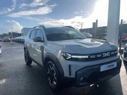 Photo 4 Dacia Duster  Hybrid 140