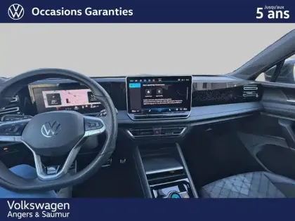 Photo 10 Volkswagen Tiguan  2.0 TDI 150ch DSG7