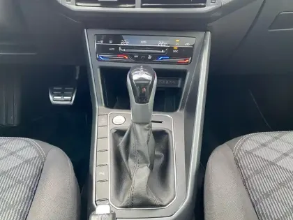 Photo 12 Volkswagen Taigo  1.5 TSI 150 DSG7