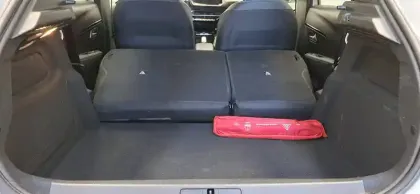 Photo 6 Peugeot 208  PureTech 100 S&S EAT8