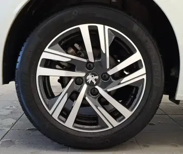 Photo 3 Peugeot 208  PureTech 100 S&S EAT8