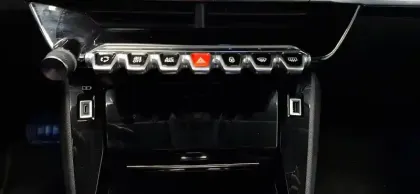 Photo 21 Peugeot 208  PureTech 100 S&S EAT8