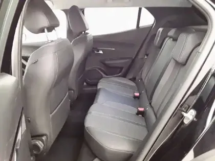 Photo 35 Peugeot 2008  PureTech 100 S&S BVM6