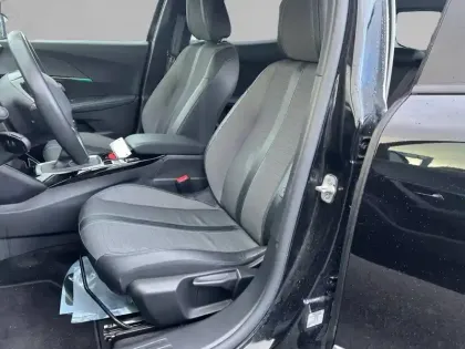 Photo 10 Peugeot 2008  PureTech 100 S&S BVM6