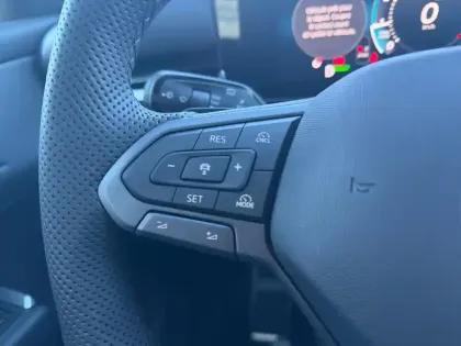 Photo 27 Volkswagen T-roc  1.5 eTSI EVO2 Hybrid 150 ch DSG7