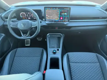 Photo 14 Volkswagen T-roc  1.5 eTSI EVO2 Hybrid 150 ch DSG7