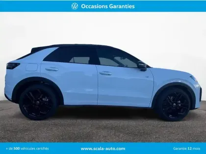 Photo 5 Volkswagen T-roc  1.5 eTSI EVO2 Hybrid 150 ch DSG7