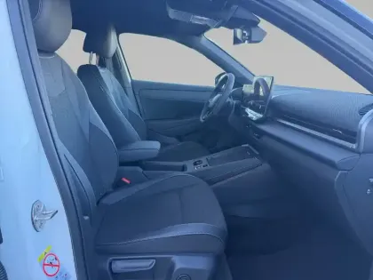 Photo 10 Volkswagen T-roc  1.5 eTSI EVO2 Hybrid 150 ch DSG7