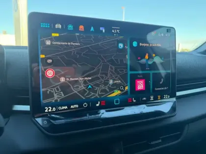 Photo 18 Volkswagen T-roc  1.5 eTSI EVO2 Hybrid 150 ch DSG7