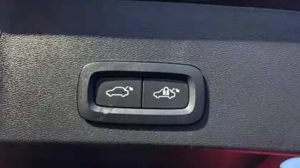 Photo 8 Volvo Xc40  T5 Recharge 180+82 ch DCT7