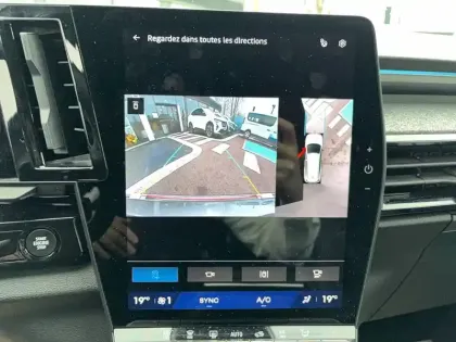 Photo 19 Renault Espace  E-Tech full hybrid 200 GSR2