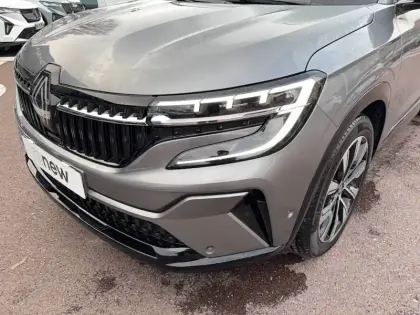 Photo 21 Renault Espace  E-Tech full hybrid 200 GSR2