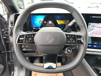 Photo 14 Renault Espace  E-Tech full hybrid 200 GSR2