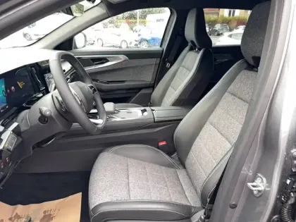 Photo 13 Renault Espace  E-Tech full hybrid 200 GSR2