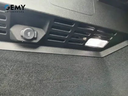 Photo 20 Peugeot 408  PureTech 130 ch S&S EAT8