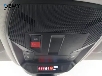 Photo 16 Peugeot 408  PureTech 130 ch S&S EAT8