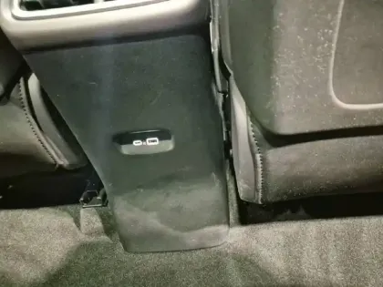 Photo 22 Leapmotor C10  REEV 28.4 kWh - 158 kW