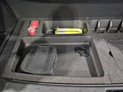 Photo 24 Leapmotor C10  REEV 28.4 kWh - 158 kW