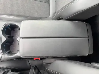 Photo 111 Peugeot 3008  Hybrid 225 e-EAT8