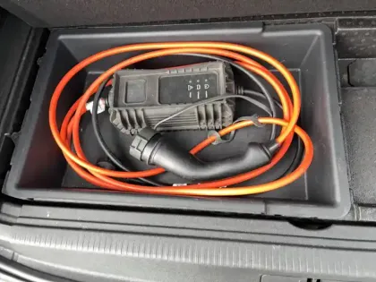 Photo 46 Peugeot 3008  Hybrid 225 e-EAT8