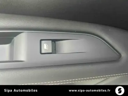 Photo 155 Peugeot 3008  Hybrid 225 e-EAT8