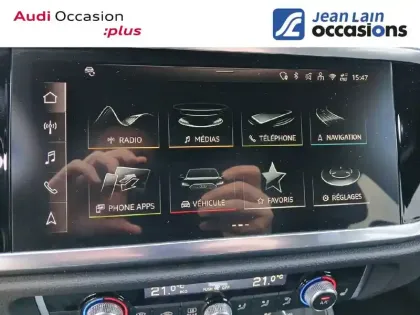 Photo 15 Audi Q3  35 TFSI 150 ch S tronic 7