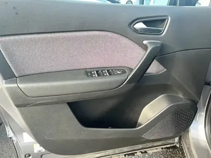 Photo 8 Renault Symbioz  E-Tech full hybrid 145