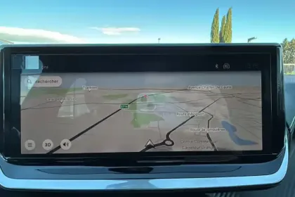 Photo 10 Peugeot 208  Hybrid 110 e-DCS6