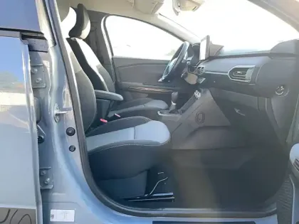 Photo 29 Dacia Jogger  Hybrid 140 7 places GSR2