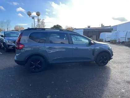 Photo 21 Dacia Jogger  Hybrid 140 7 places GSR2
