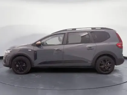 Photo 1 Dacia Jogger  Hybrid 140 7 places GSR2
