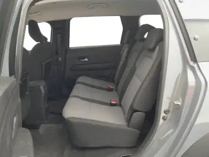 Photo 10 Dacia Jogger  Hybrid 140 7 places GSR2